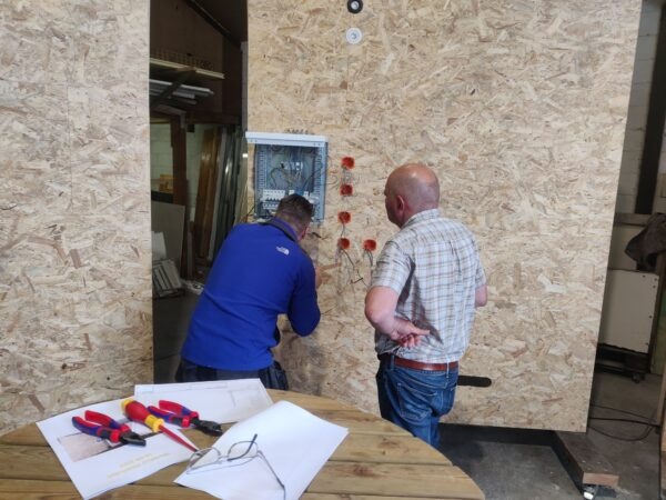 Workshop Elektriciteit voor de doe het zelver - een volledige dag - Afbeelding 10